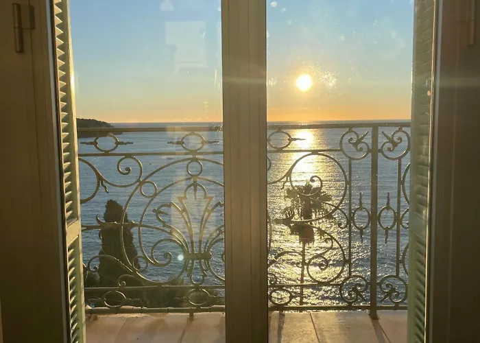 Apartment Sea View 5 Min From Monaco *